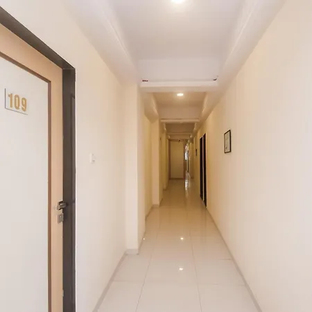Capital O Orbit Inn Near Infiniti Mall-3